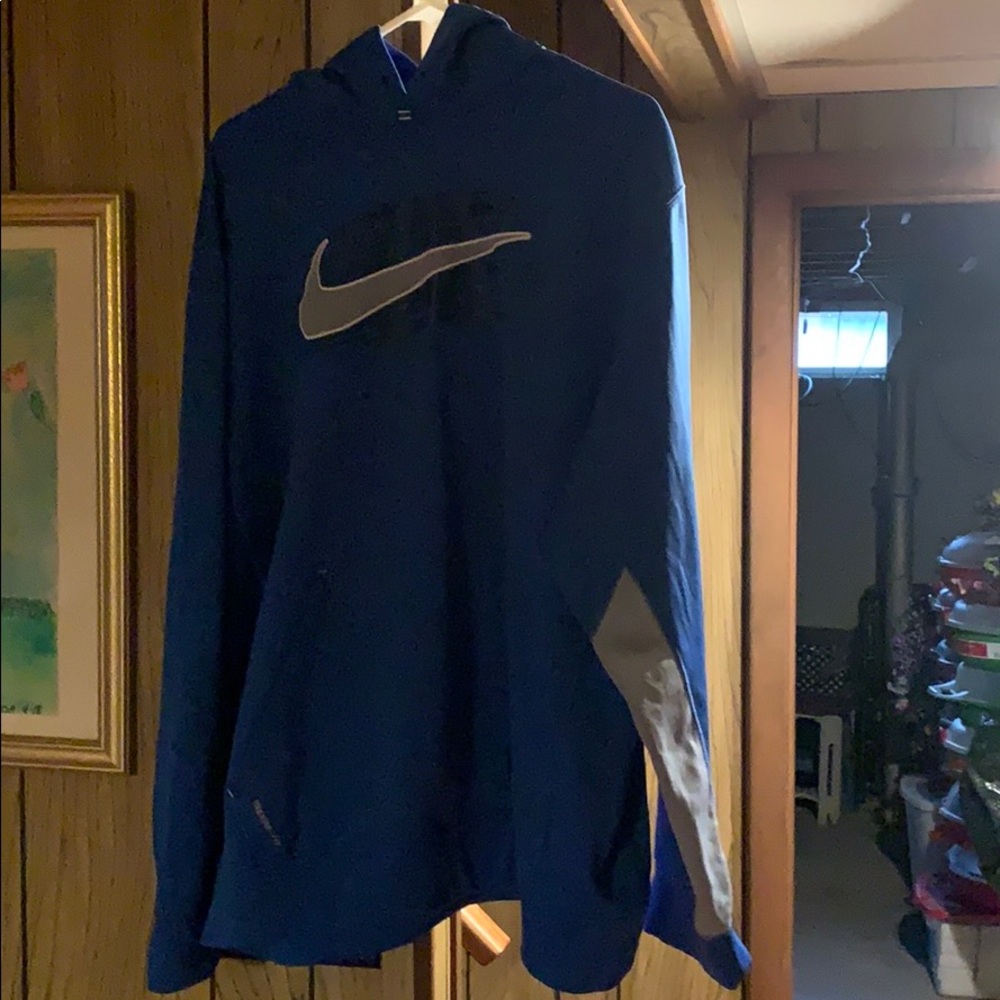 Nike therma fit hoodie.
